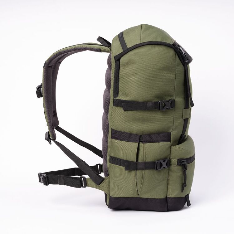 Mountain Designs Gecko Daypack Deep Forest 30 L Mountain Designs Gecko Daypack Deep Forest 30 L
